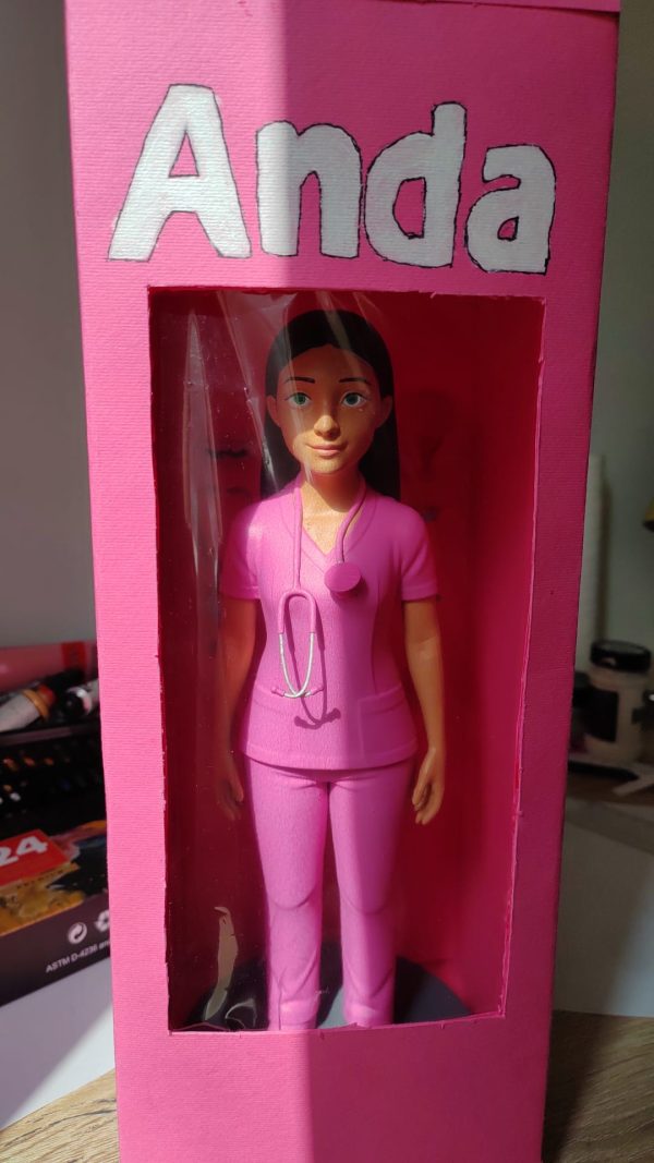 figurine